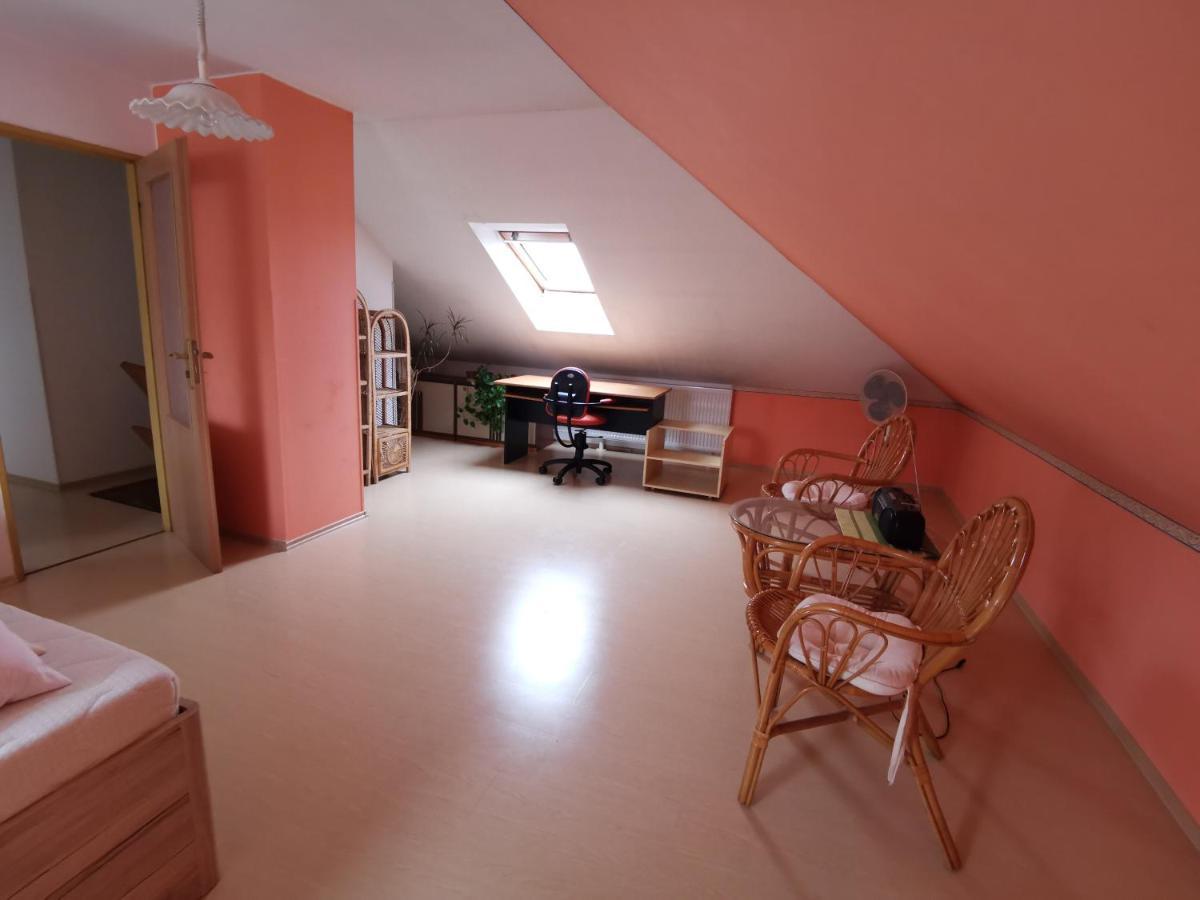 Rodinny Apartman V Dome Košice Exterior foto